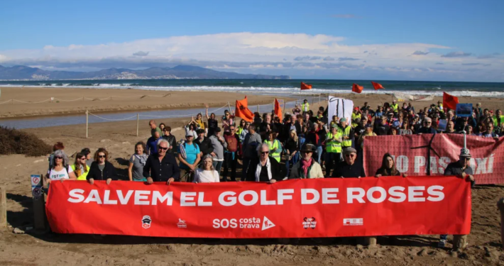 El precio de la transición digital y energética en el territorio - Protesta Salvem el Golf de Roses El precio de la transición digital y energética en el territorio - Protesta Salvem el Golf de Roses